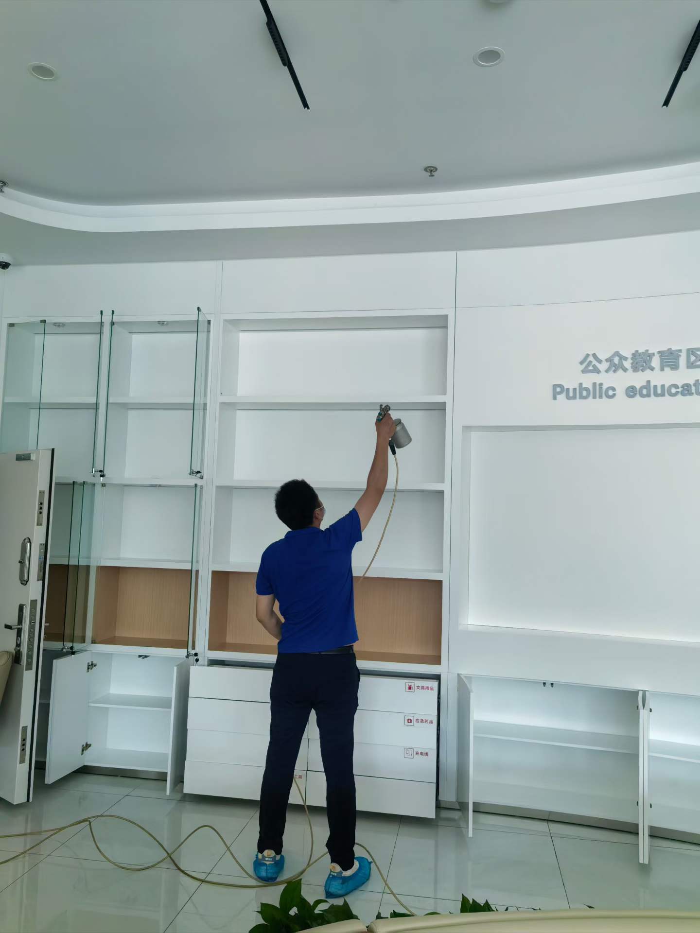 苏州农商行室内空气净化工程现场3